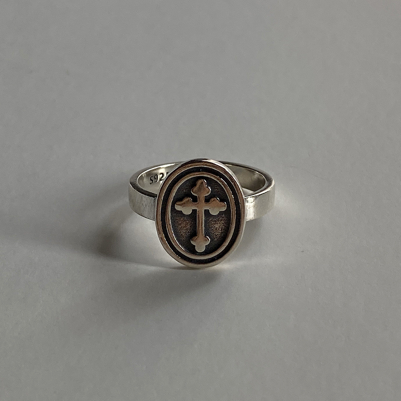 Bague croisée